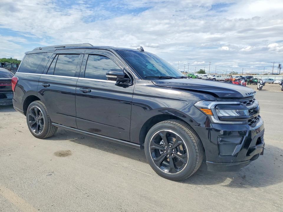Photo 4 from auction – 2024 FORD EXPEDITION with VIN 1FMJU2A87REA02347