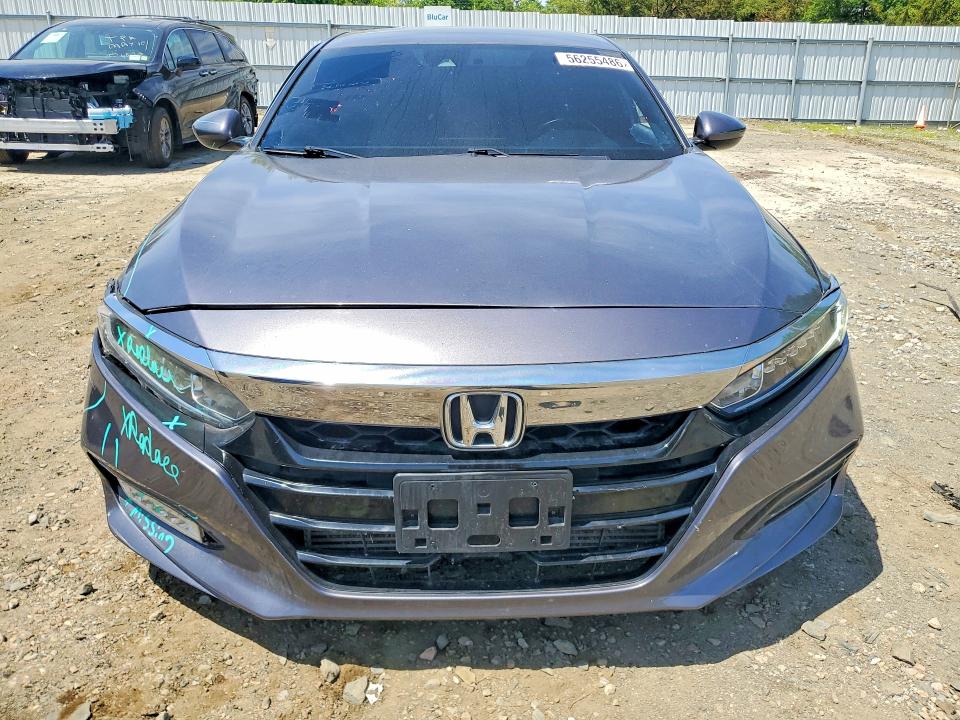 Photo 5 from auction – 2018 HONDA ACCORD with VIN 1HGCV1F33JA097648