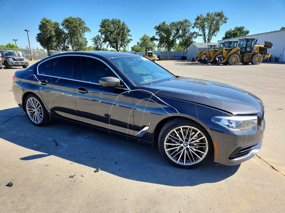 Photo 4 from auction – 2019 BMW 530E with VIN WBAJA9C52KB389869