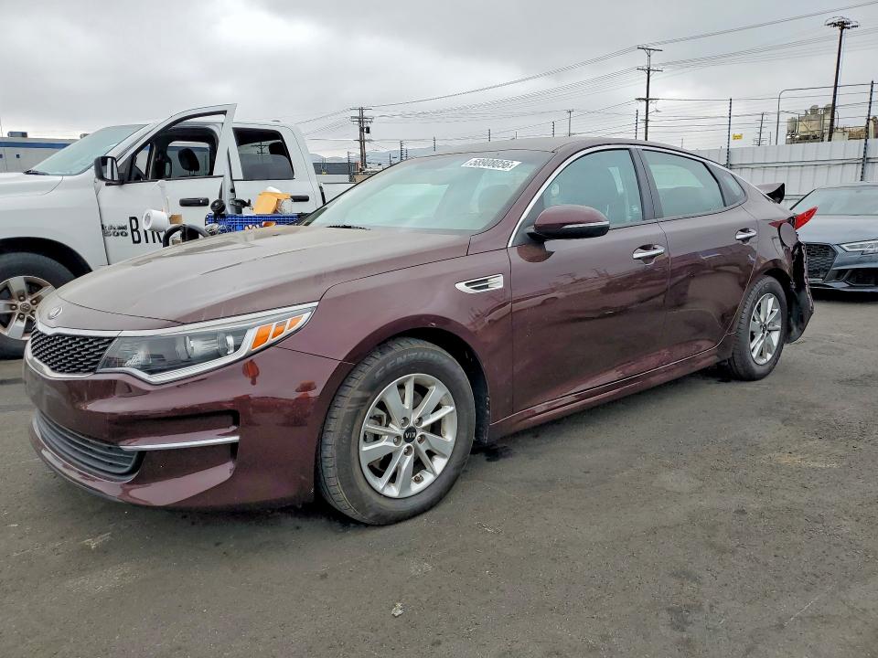 KIA OPTIMA 2018 with VIN 5XXGT4L30JG208432 - Photo from auction