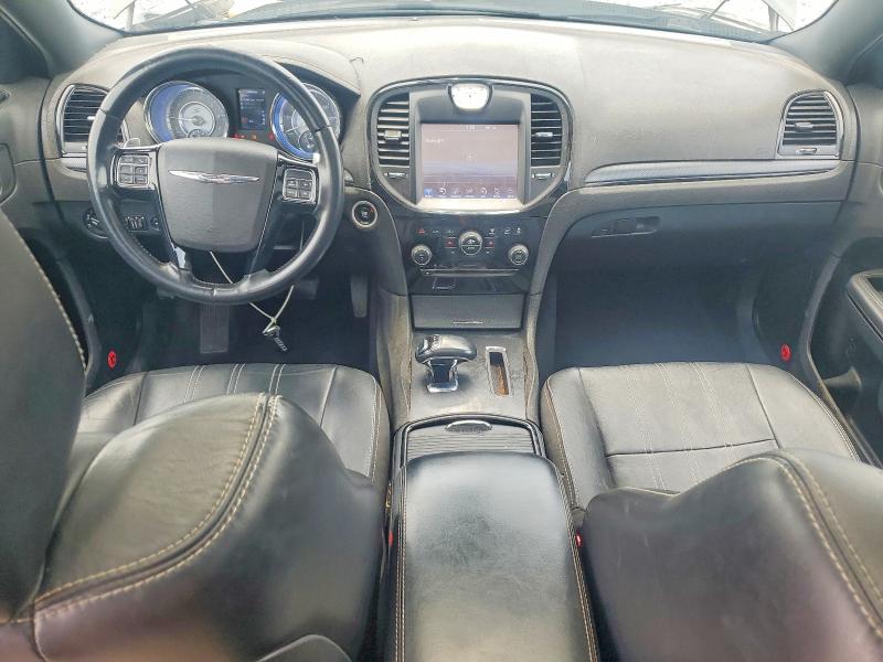 صورة رقم 8 من المزاد - 2014 CHRYSLER 300 مع VIN 2C3CCABG8EH373556