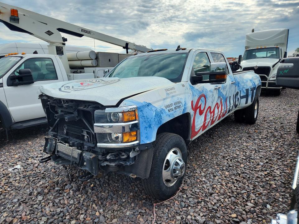 CHEVROLET SILVERADO 2015 with VIN 1GC4K0CG7FF650874 - Photo from auction