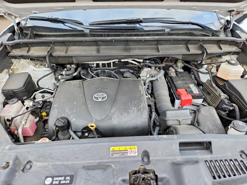 Photo 12 from auction – 2022 TOYOTA HIGHLANDER with VIN 5TDFZRBH5NS199896