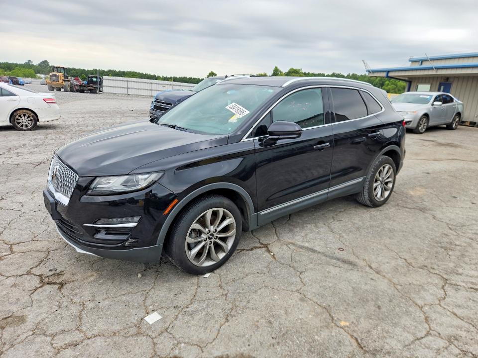 LINCOLN MKC 2019 with VIN 5LMCJ2C9XKUL08524 - Photo from auction