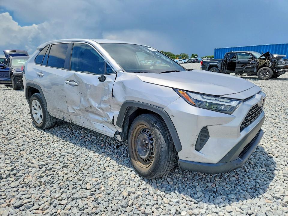 Photo 4 from auction – 2024 TOYOTA RAV4 with VIN 2T3H1RFV2RC287357