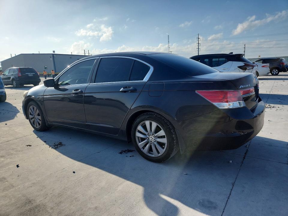 Photo 2 from auction – 2011 HONDA ACCORD with VIN 1HGCP2F71BA014819