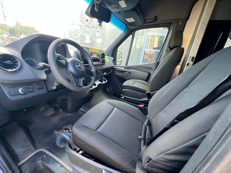 Photo 9 from auction – 2019 MERCEDES-BENZ SPRINTER with VIN WD4PF1CD9KP138928