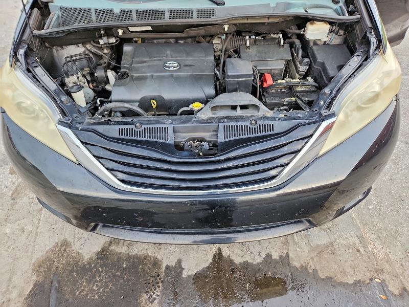 Photo 12 from auction – 2014 TOYOTA SIENNA with VIN 5TDKK3DC3ES431168