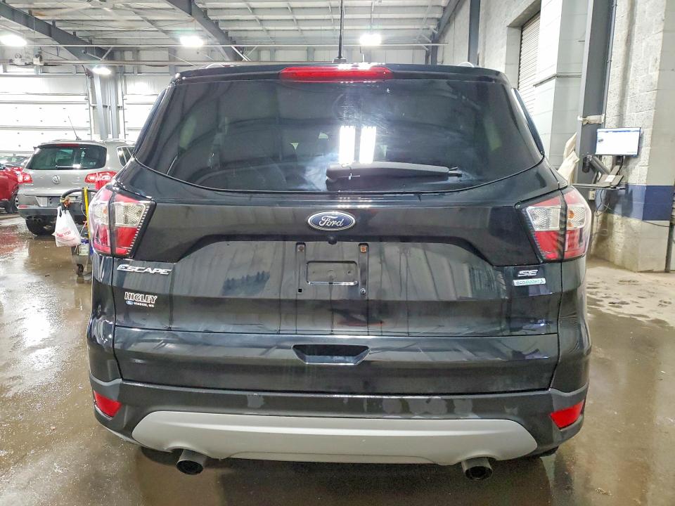 Photo 6 from auction – 2018 FORD ESCAPE with VIN 1FMCU0GD1JUB13293