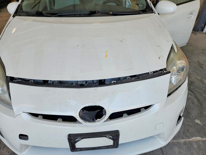Photo 11 from auction – 2011 TOYOTA PRIUS with VIN JTDKN3DU6B5360369