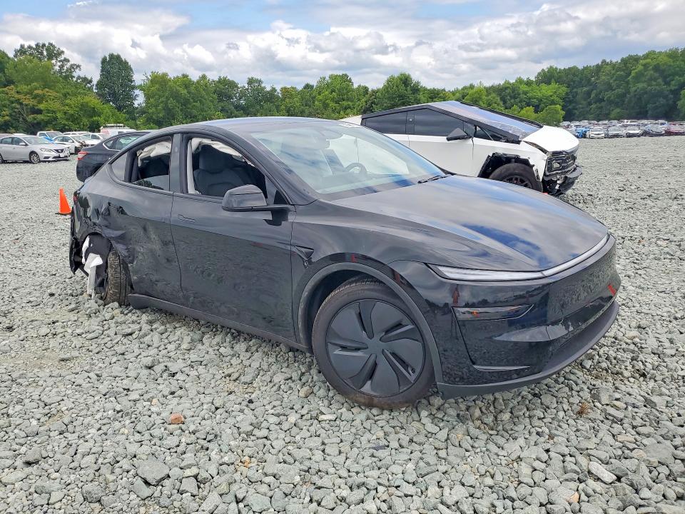 Photo 4 from auction – 2026 TESLA MODEL Y with VIN 7SAYGDEEXTA492939