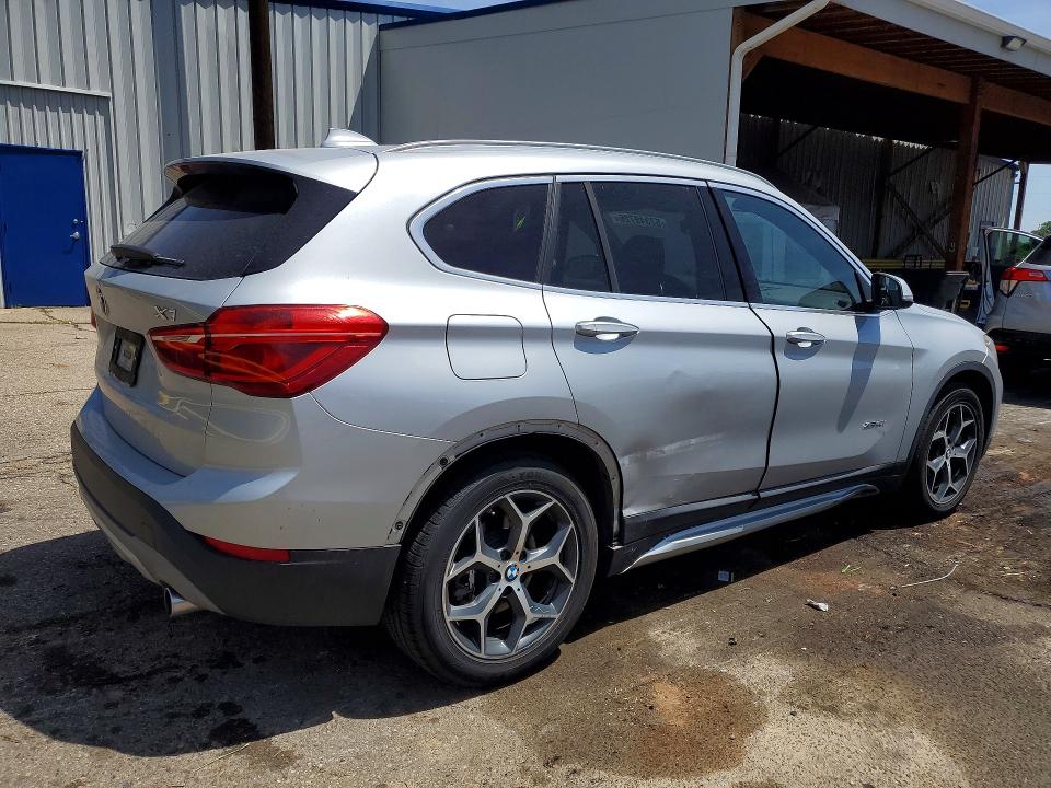 Photo 3 from auction – 2018 BMW X1 with VIN WBXHT3C38J5F93201