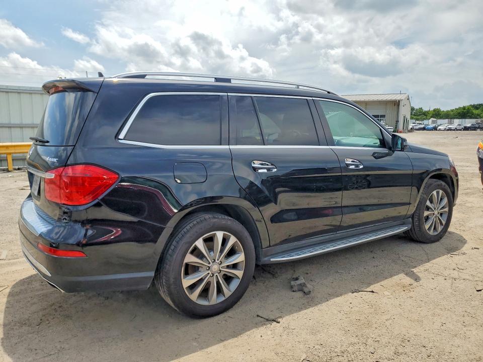 Zdjęcie 3 z aukcji – 2013 MERCEDES-BENZ GL z VIN 4JGDF7CE5DA249678