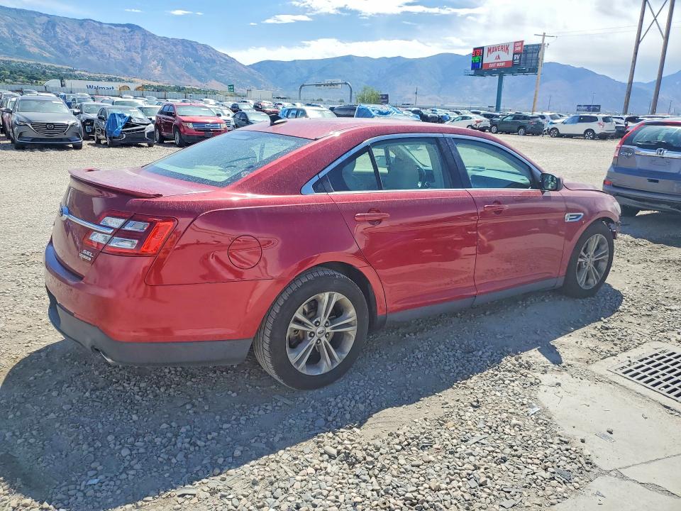 Photo 3 from auction – 2016 FORD TAURUS with VIN 1FAHP2E87GG125707