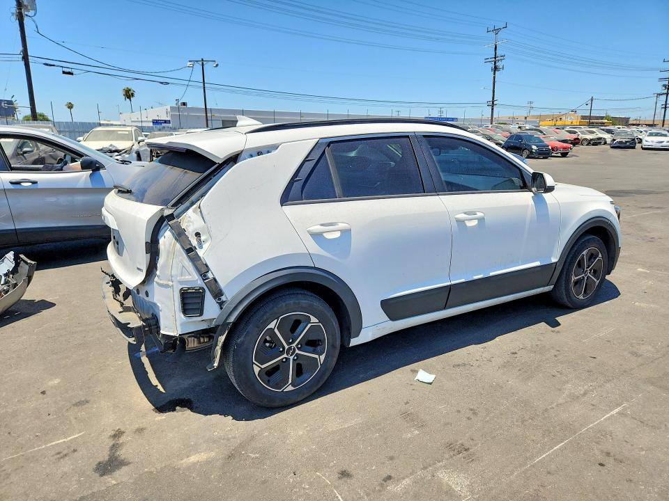 Photo 3 from auction – 2025 KIA NIRO with VIN KNDCP3LE4S5237453