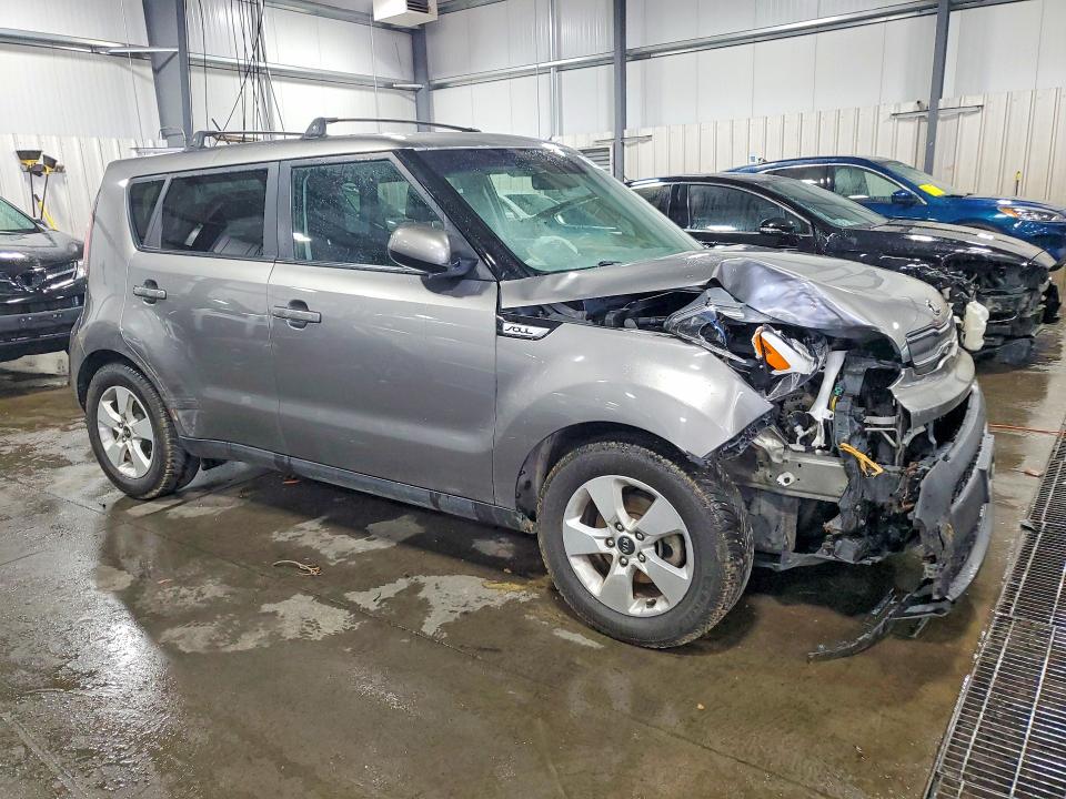 Photo 4 from auction – 2017 KIA SOUL with VIN KNDJN2A2XH7412415