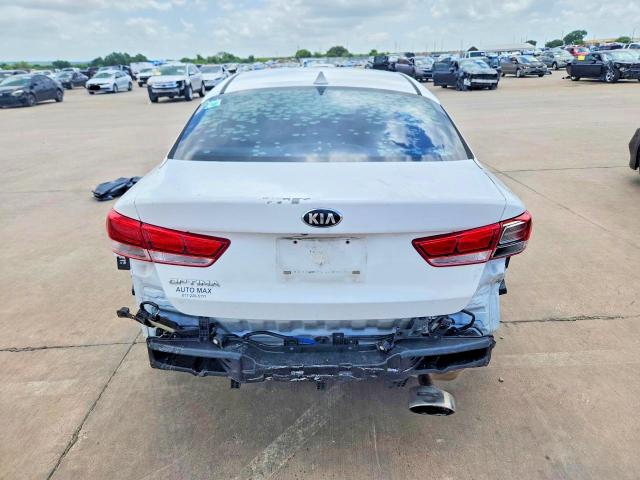Photo 6 from auction – 2018 KIA OPTIMA with VIN 5XXGT4L33JG263280