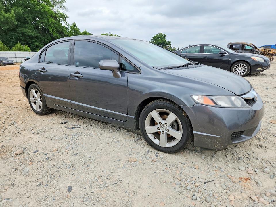 Photo 4 from auction – 2011 HONDA CIVIC with VIN 2HGFA1F5XBH511814