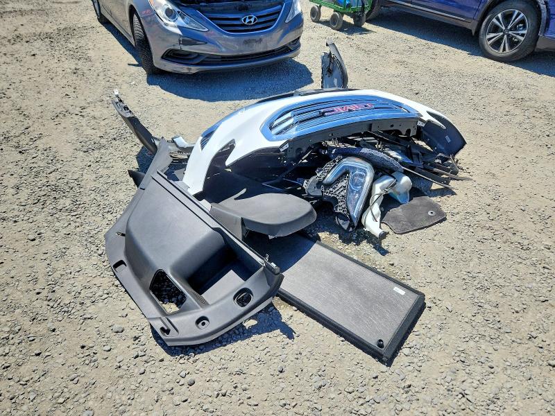 Photo 13 from auction – 2020 GMC TERRAIN with VIN 3GKALVEVXLL115696