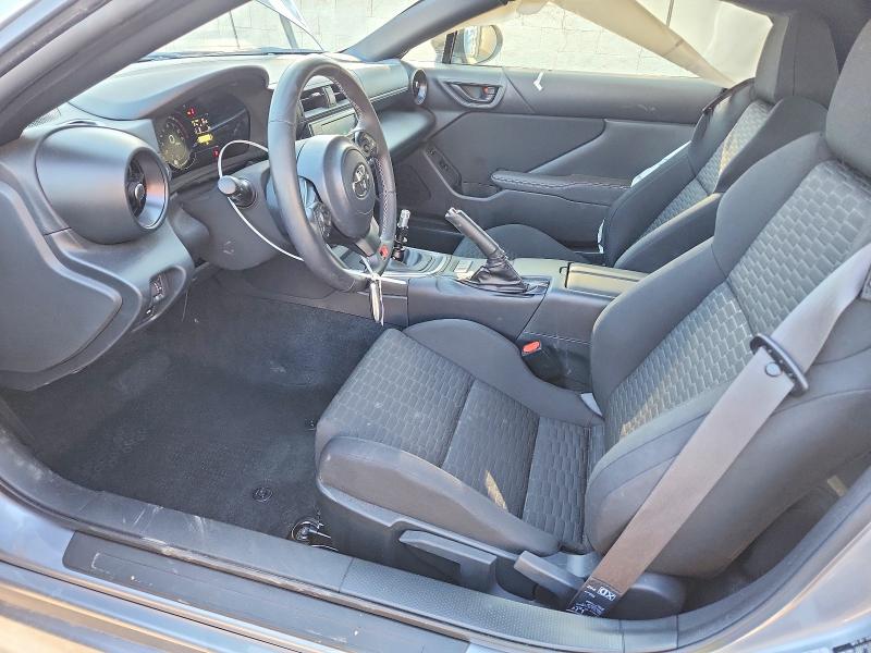 Photo 7 from auction – 2025 TOYOTA GR86 with VIN JF1ZNBB13S9760499