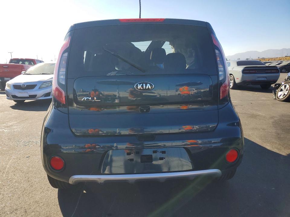 Photo 6 from auction – 2018 KIA SOUL with VIN KNDJP3A58J7538031