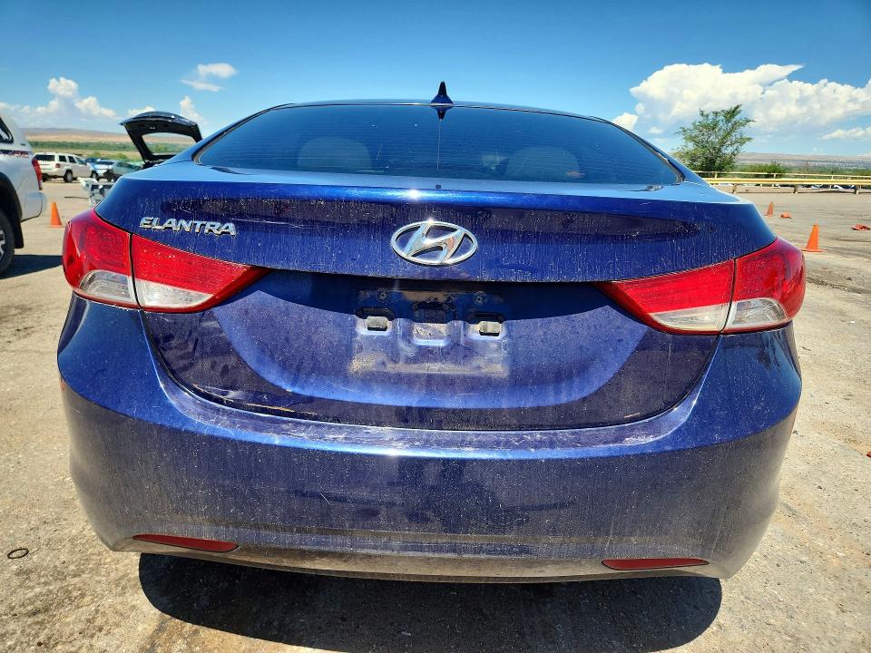 Photo 6 from auction – 2012 HYUNDAI ELANTRA with VIN 5NPDH4AE6CH105421