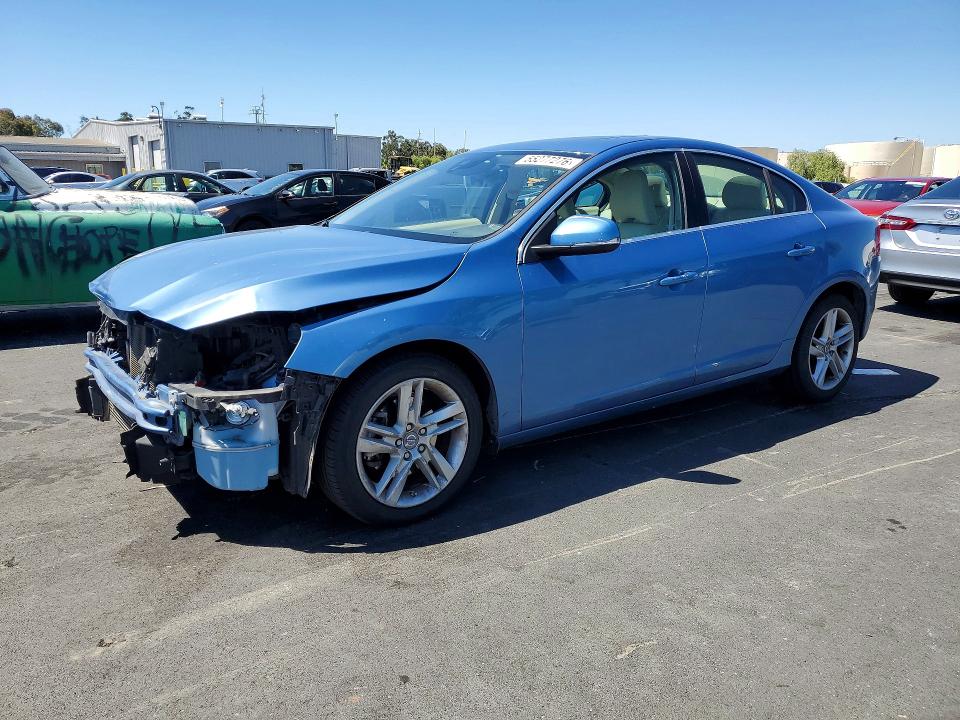 VOLVO S60 2015 with VIN YV126MFK2F1348581 - Photo from auction