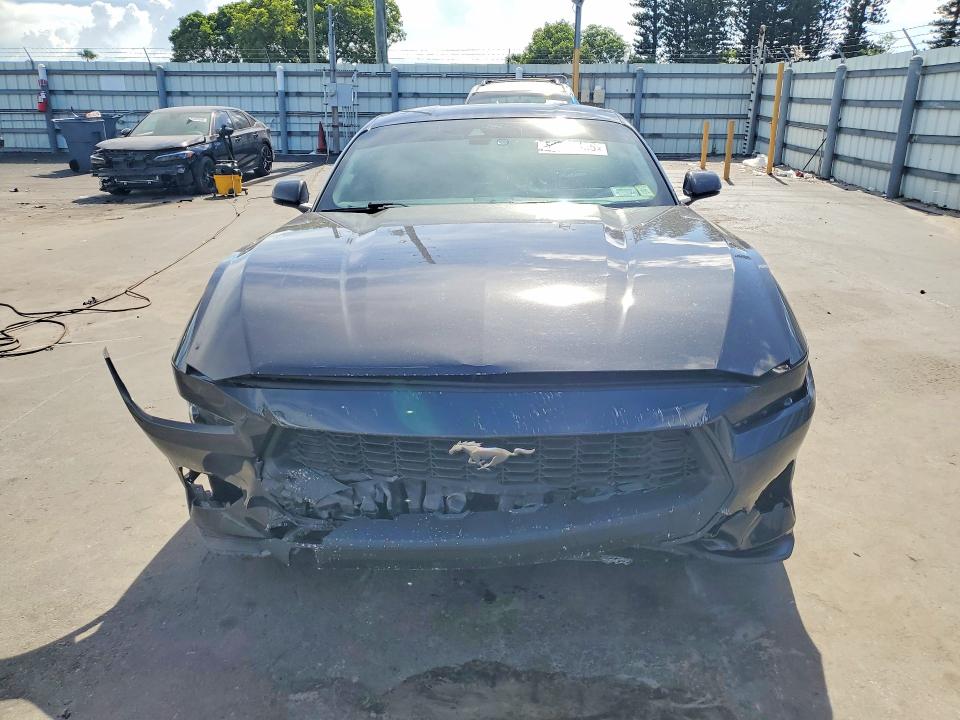 Photo 5 from auction – 2024 FORD MUSTANG with VIN 1FA6P8TH9R5131973