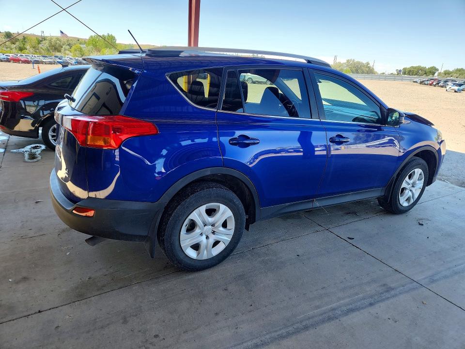 Photo 3 from auction – 2015 TOYOTA RAV4 with VIN 2T3BFREV1FW359362