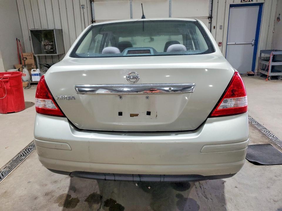 Photo 6 from auction – 2008 NISSAN VERSA with VIN 3N1BC11E38L396619
