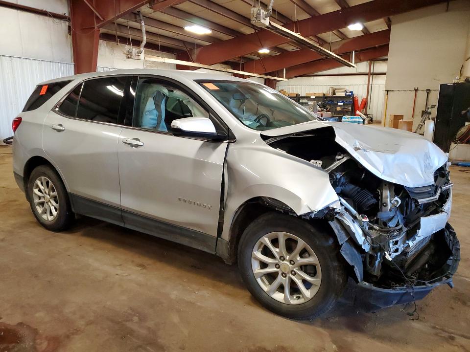 Photo 4 from auction – 2019 CHEVROLET EQUINOX with VIN 2GNAXUEV7K6111996
