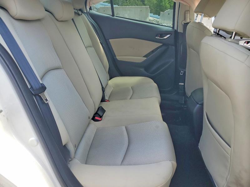Photo 10 from auction – 2018 MAZDA 3 with VIN 3MZBN1U76JM161648