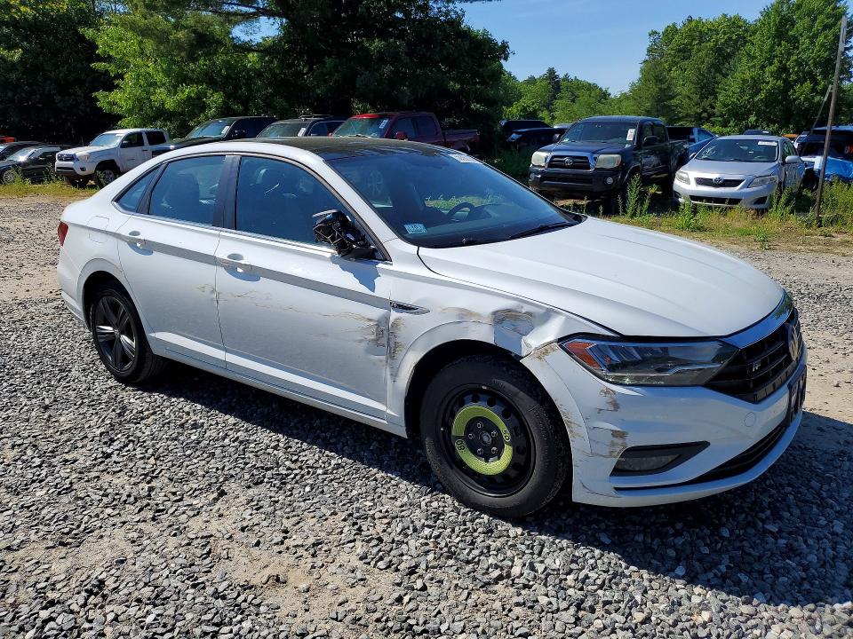 Photo 4 from auction – 2019 VOLKSWAGEN JETTA with VIN 3VWCB7BU7KM247013