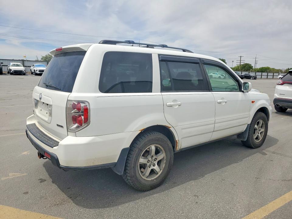 Photo 3 from auction – 2006 HONDA PILOT with VIN 5FNYF18556B025882