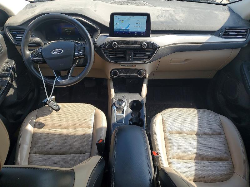Photo 8 from auction – 2022 FORD ESCAPE with VIN 1FMCU9CZ9NUB29169