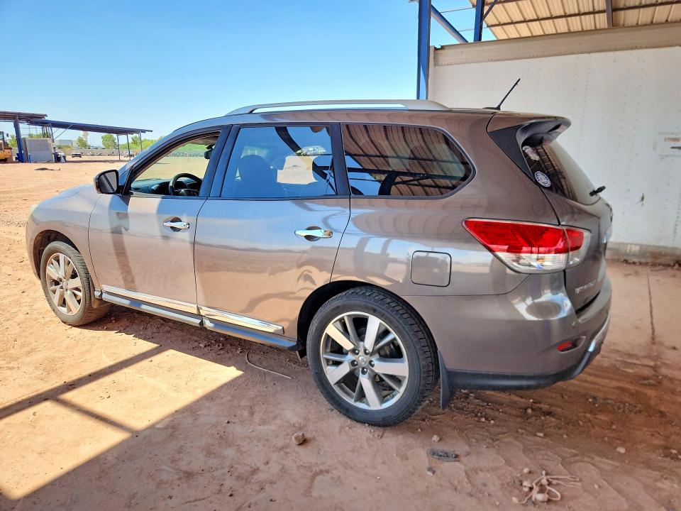 Photo 2 from auction – 2013 NISSAN PATHFINDER with VIN 5N1AR2MN1DC611408