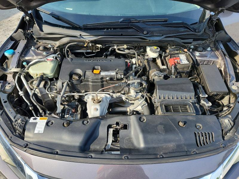 Photo 11 from auction – 2018 HONDA CIVIC with VIN 19XFC2F53JE005086
