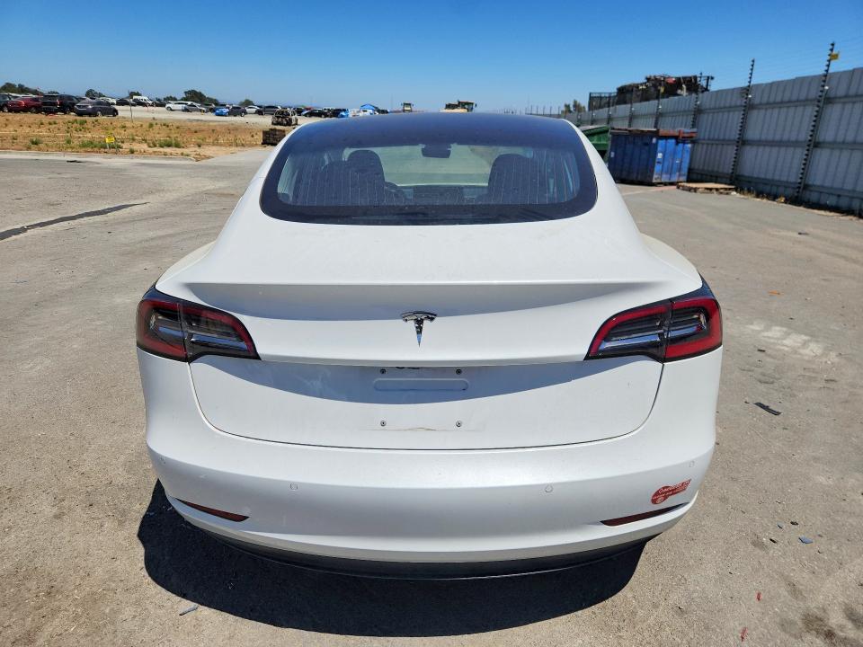 Photo 6 from auction – 2018 TESLA MODEL 3 with VIN 5YJ3E1EA0JF044573