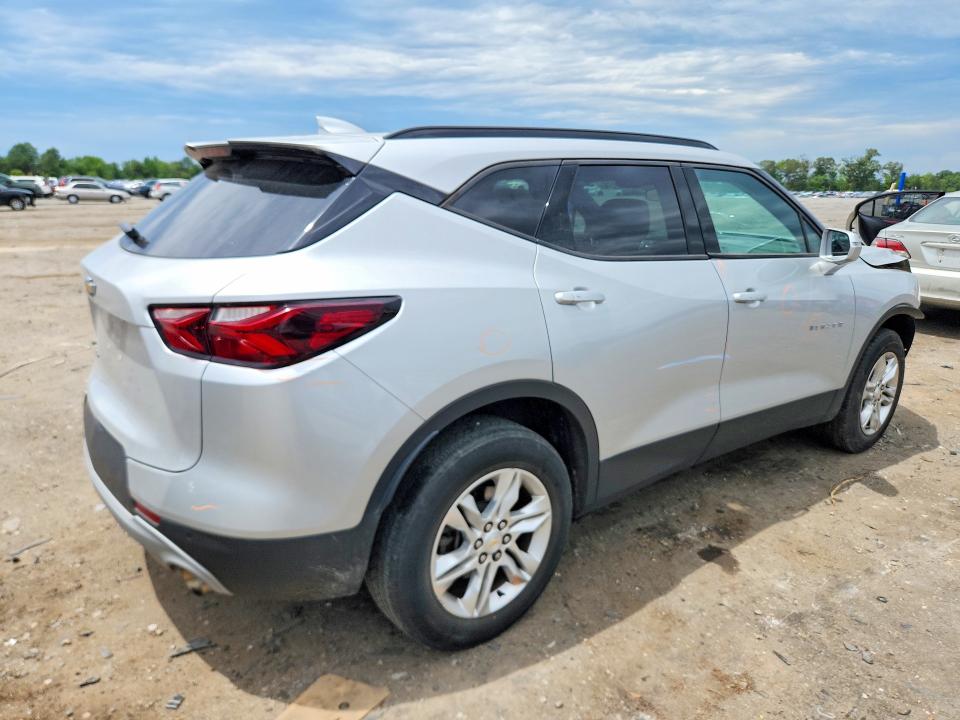 Photo 3 from auction – 2020 CHEVROLET BLAZER with VIN 3GNKBCRS0LS621817