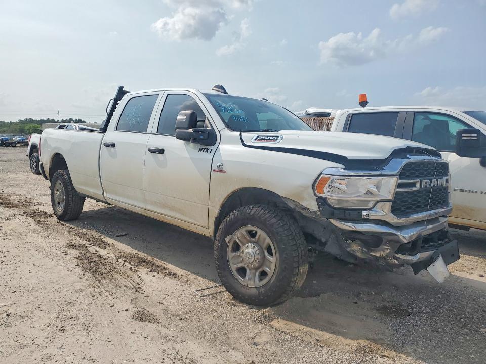 Photo 4 from auction – 2024 RAM 2500 with VIN 3C6UR5HL9RG364128