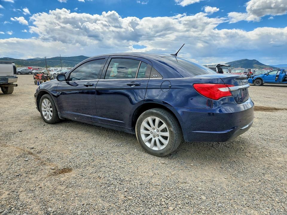Photo 2 from auction – 2013 CHRYSLER 200 with VIN 1C3CCBBB5DN612657
