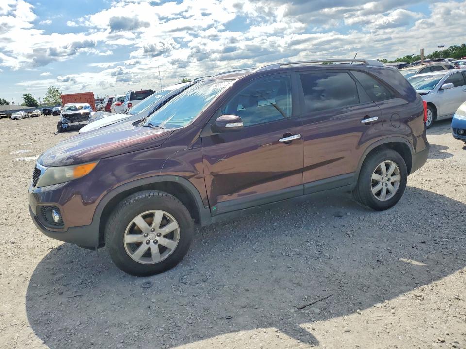 KIA SORENTO 2011 with VIN 5XYKT3A1XBG131958 - Photo from auction