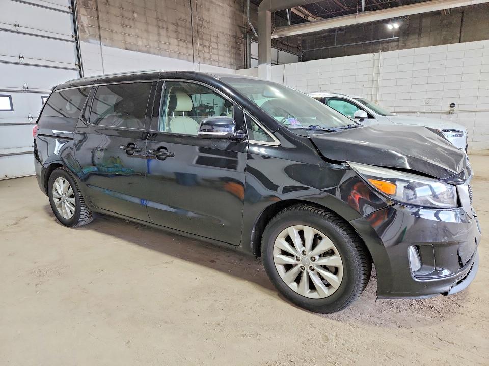 Photo 4 from auction – 2016 KIA SEDONA with VIN KNDMC5C14G6139498