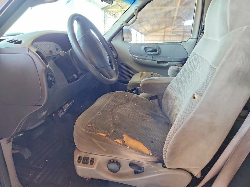 Photo 7 from auction – 2000 FORD F150 with VIN 2FTRX18L9YCB18575