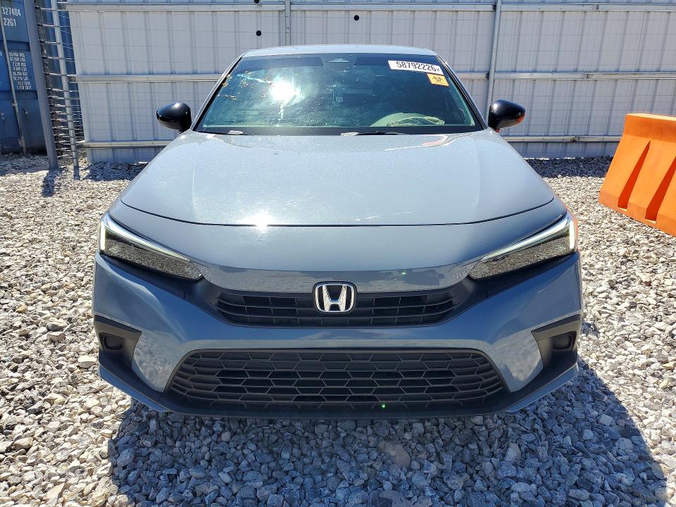 Photo 5 from auction – 2022 HONDA CIVIC with VIN 2HGFE2F52NH550881