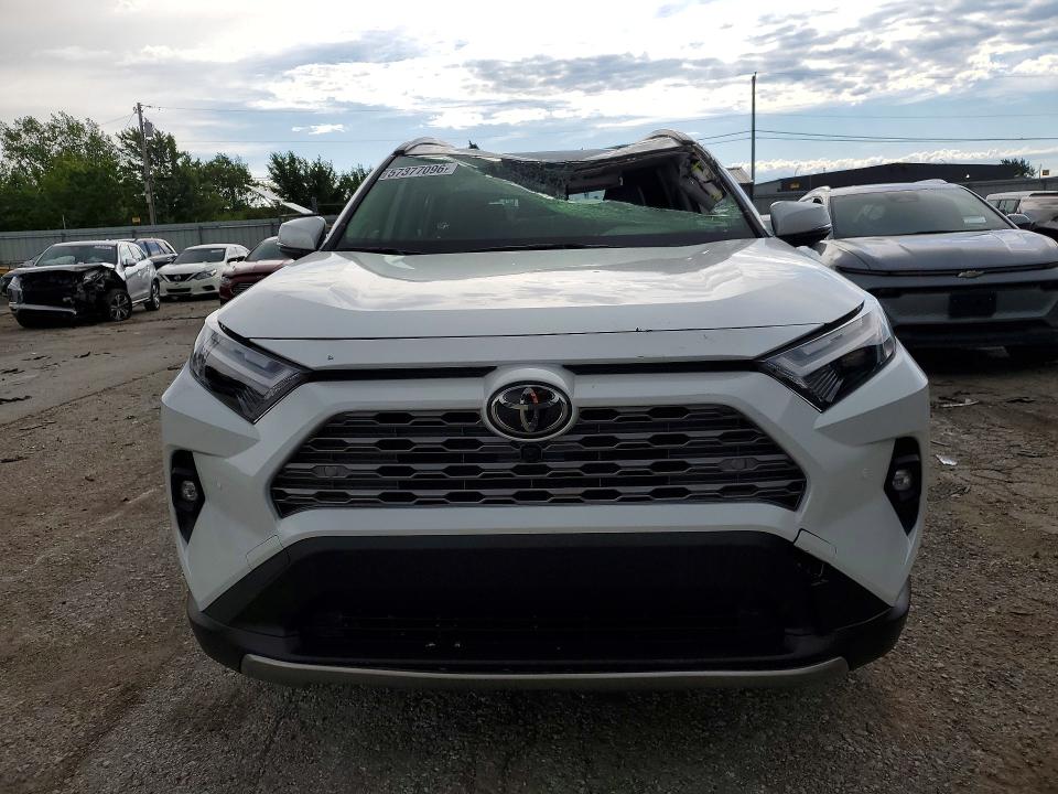 Photo 5 from auction – 2025 TOYOTA RAV4 with VIN JTMD6RFV4SD572143