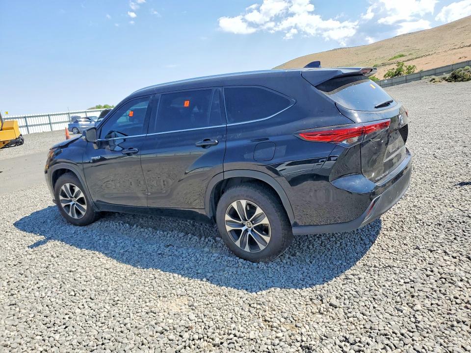 صورة رقم 2 من المزاد - 2021 TOYOTA HIGHLANDER مع VIN 5TDHARAH5MS509089
