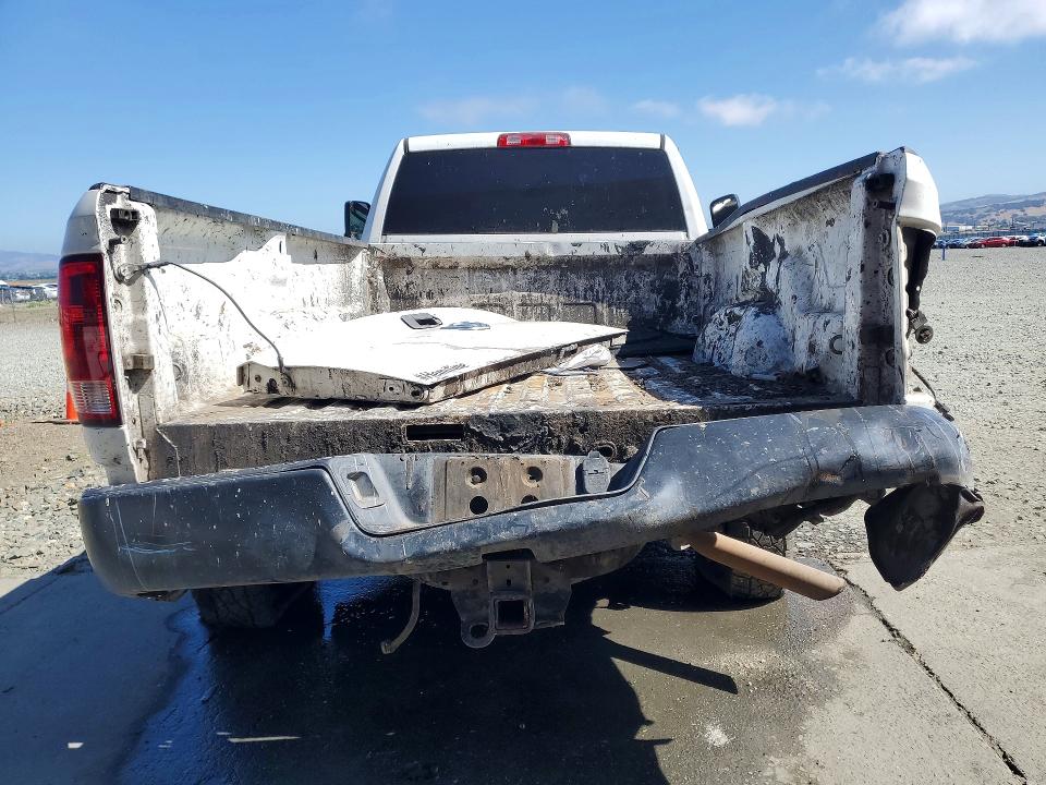 Photo 6 from auction – 2014 RAM 2500 with VIN 3C6LR4AT1EG318187