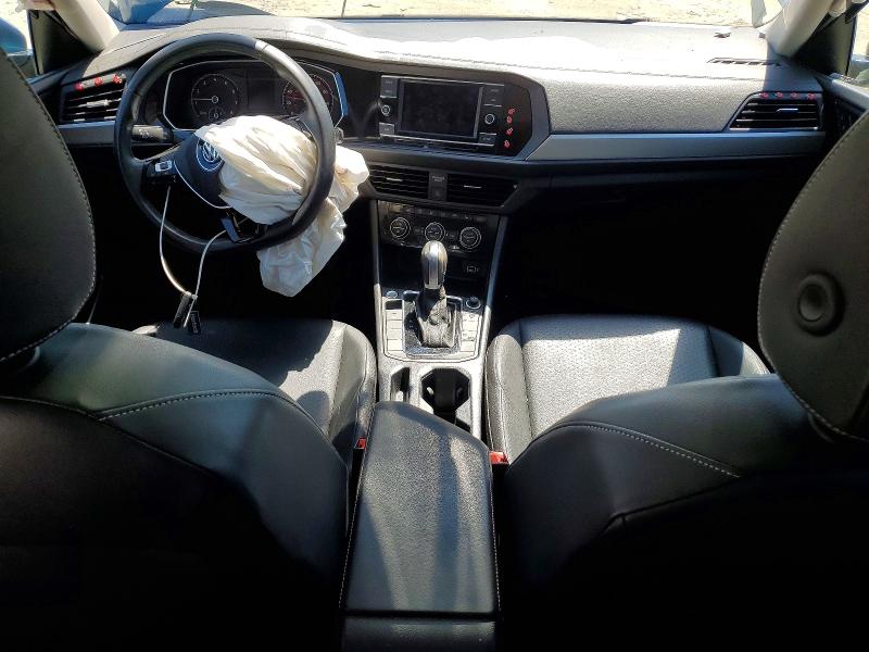 Photo 8 from auction – 2019 VOLKSWAGEN JETTA with VIN 3VWC57BU0KM113001