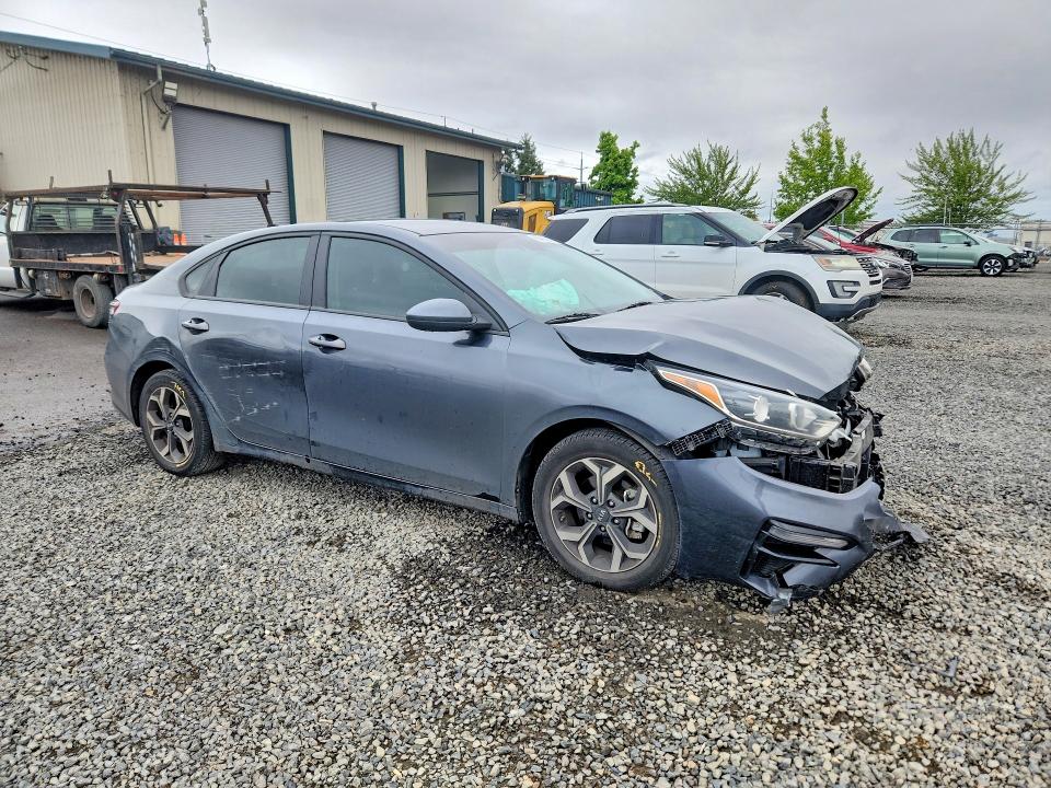 Photo 4 from auction – 2021 KIA FORTE with VIN 3KPF24AD1ME355057